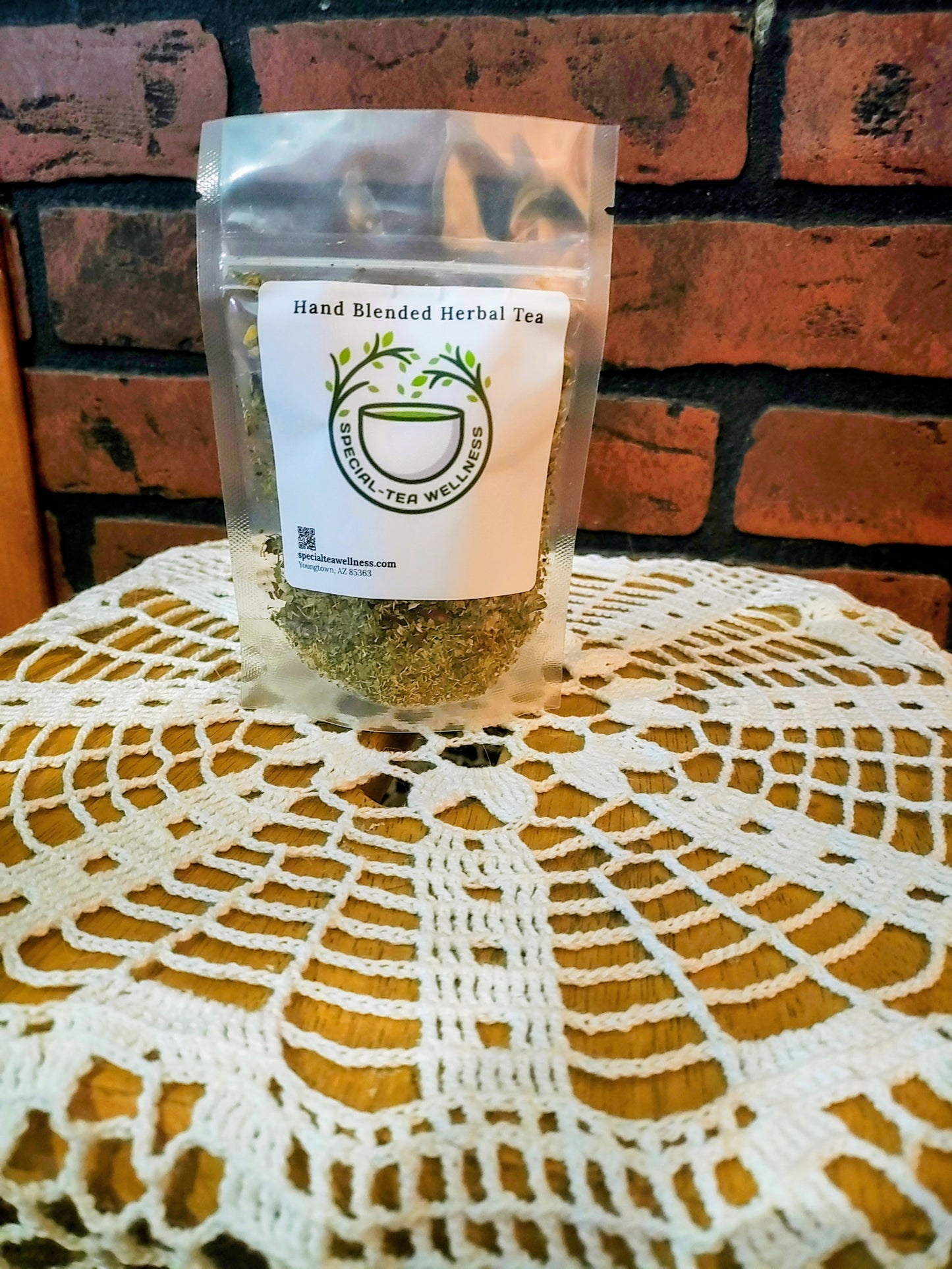 Afternoon Thyme Herbal Tea
Rejuvenate your afternoon with our Afternoon Thyme Herbal Tea. This small batch, custom blend is designed to provide a refreshing pick-me-up, perfect for those mid-day slumps.