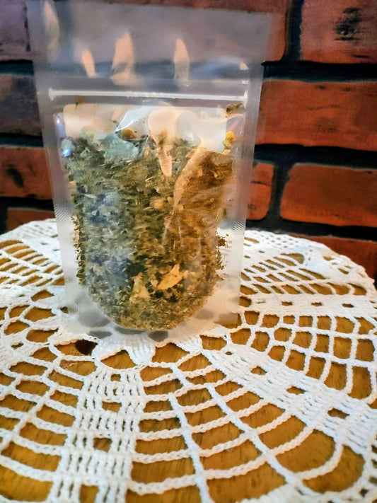 Afternoon Thyme Herbal Tea
Rejuvenate your afternoon with our Afternoon Thyme Herbal Tea. This small batch, custom blend is designed to provide a refreshing pick-me-up, perfect for those mid-day slumps.